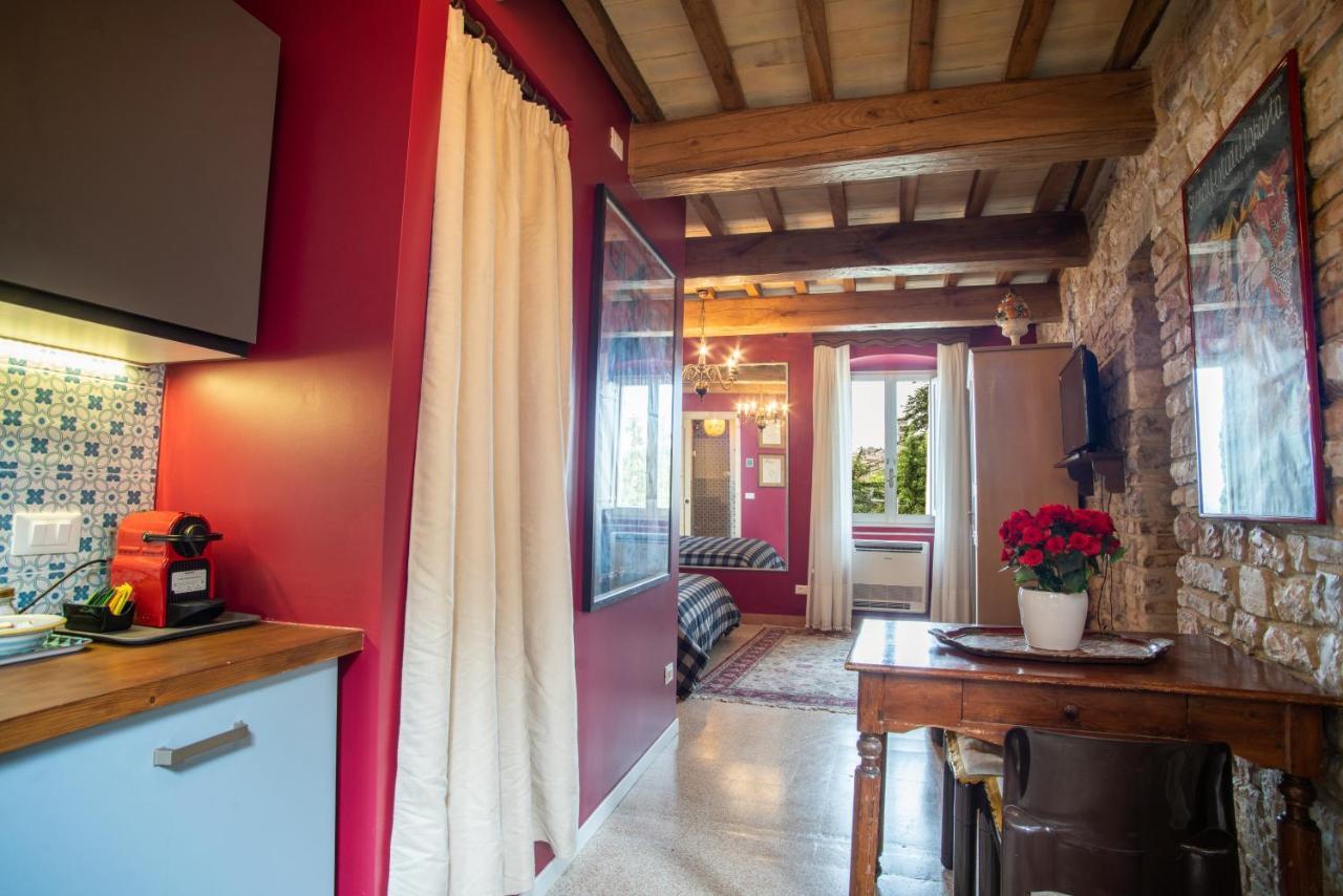 Hotel La Viola di Assisi Esterno foto