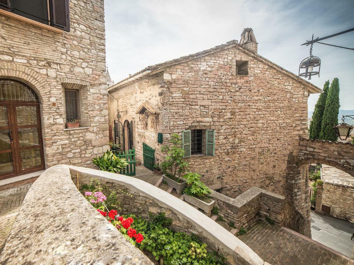 Hotel La Viola di Assisi Esterno foto